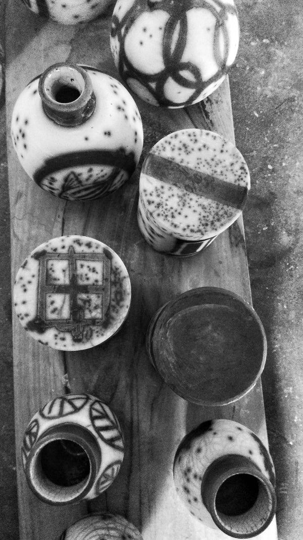 Small Space Styling: Using One Statement Raku Piece | Merme