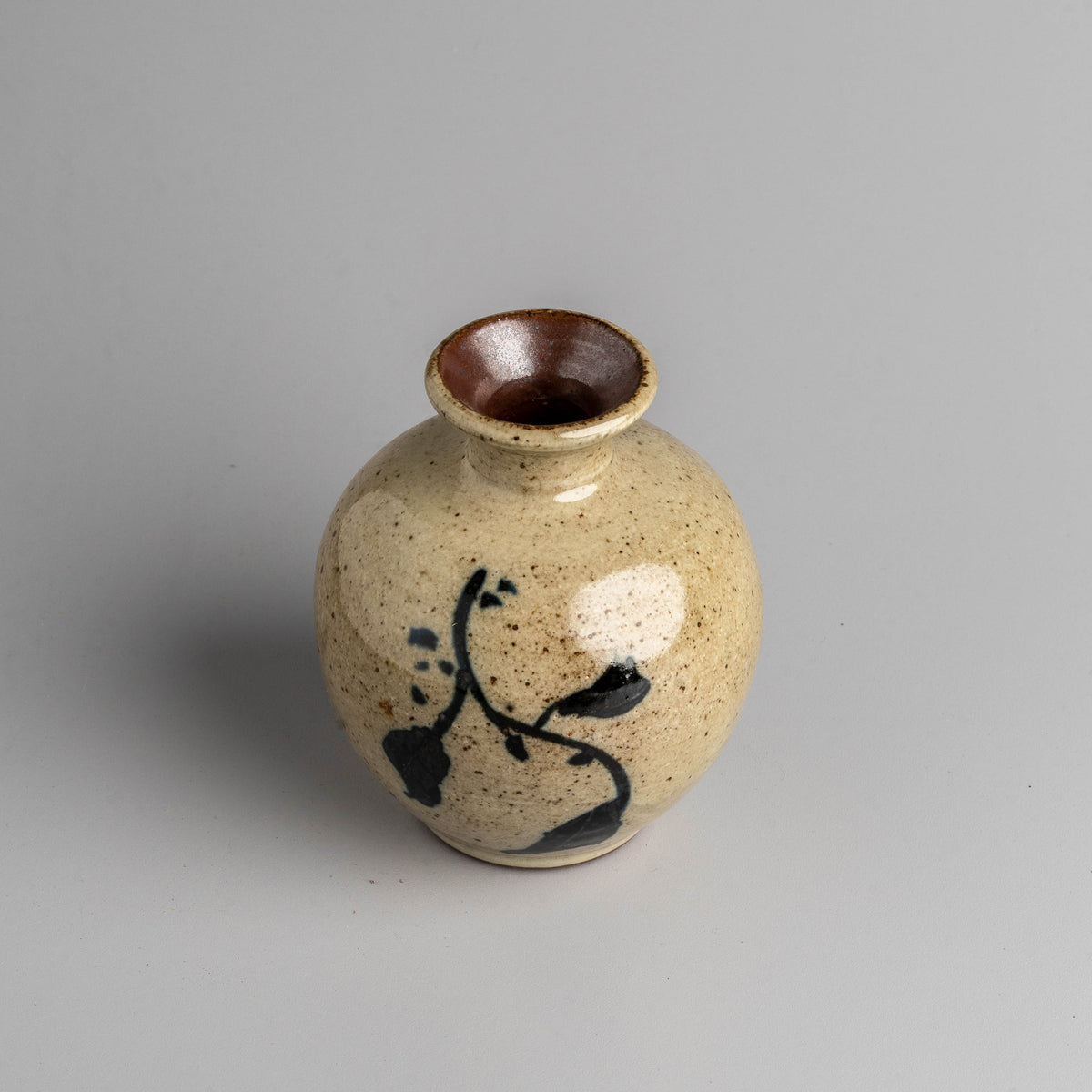 Echoed Line Vase