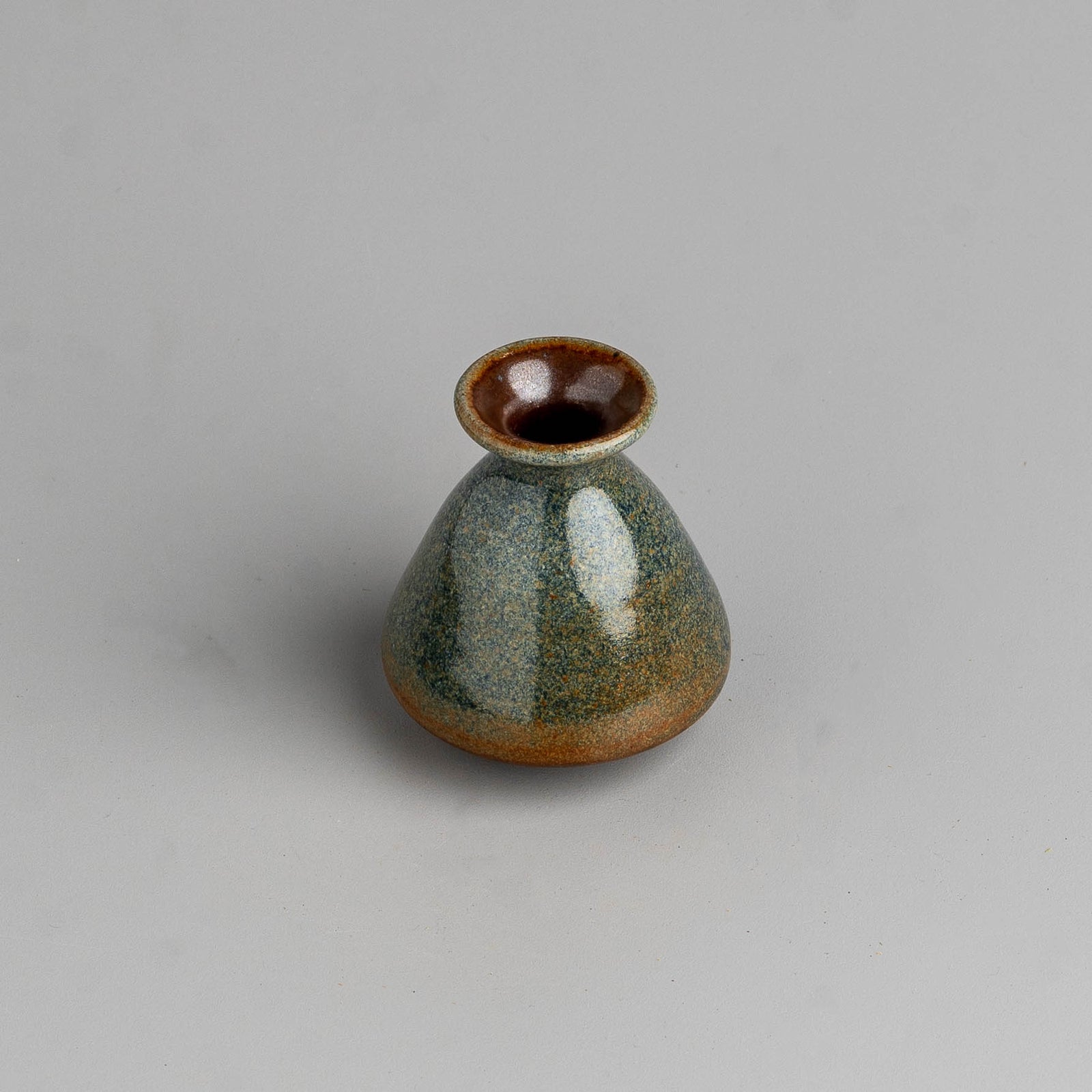 Transient Horizon Incense Holder