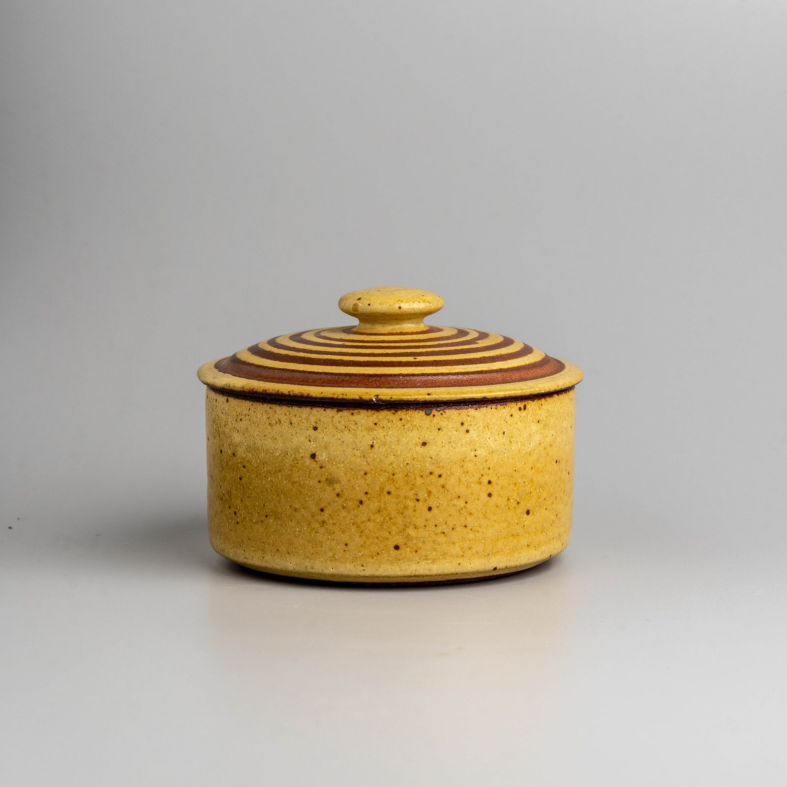 Honeyed Amber Lidded Jar