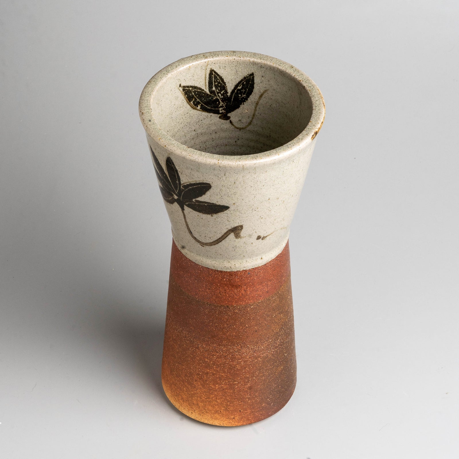 Earthy Bloom Vase (White)