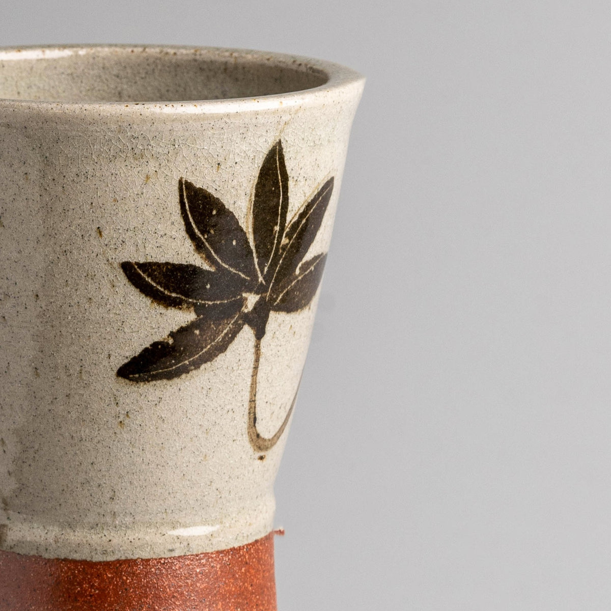 Earthy Bloom Vase (White)