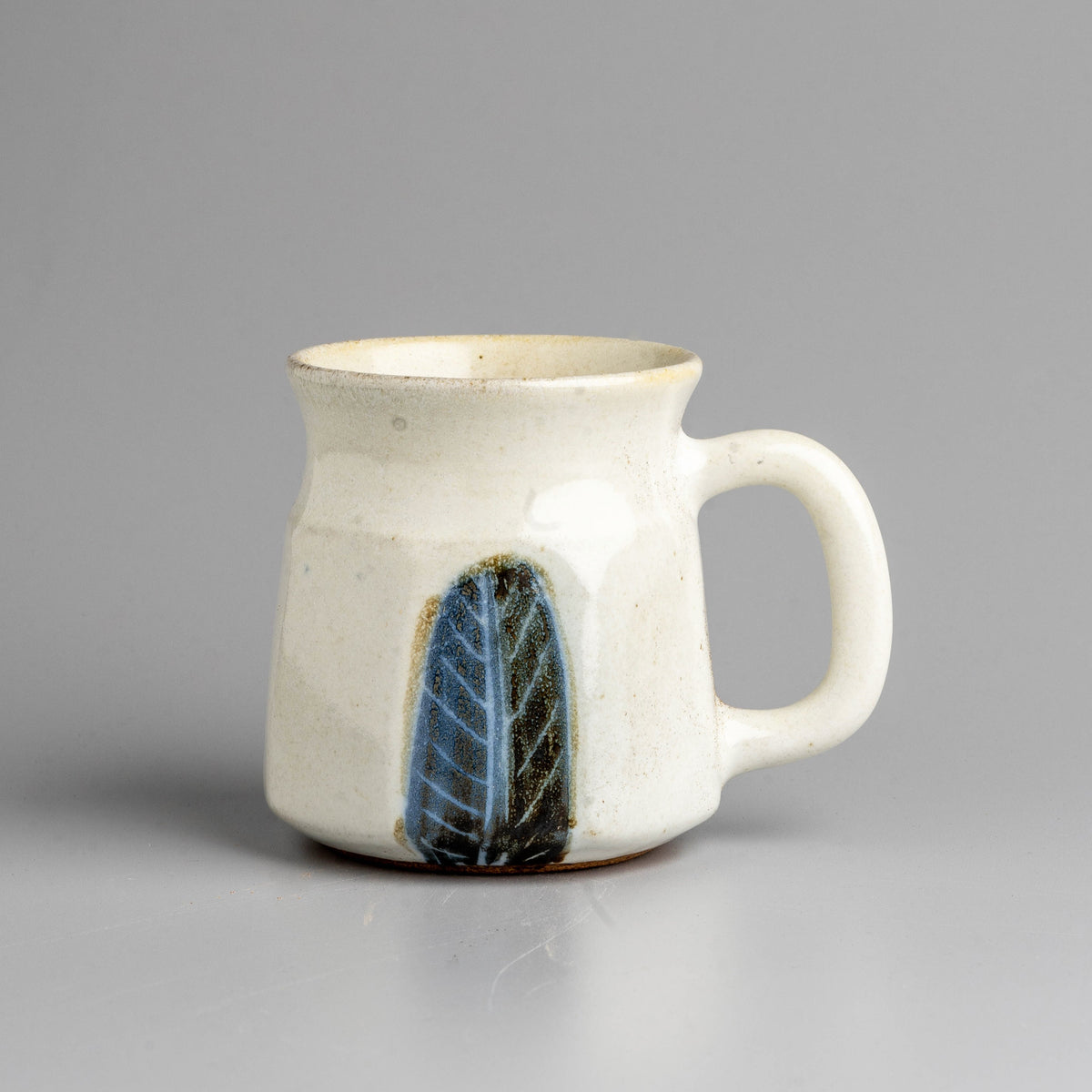 Calm Leaf Mug