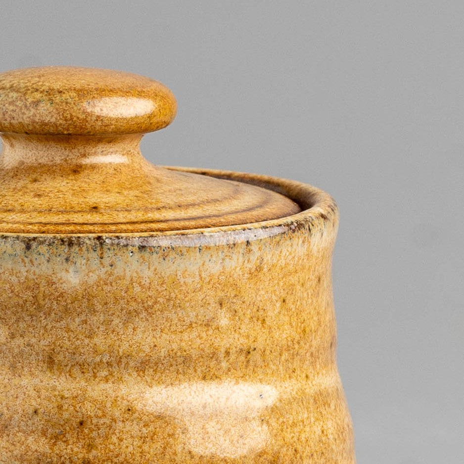 Honeyed Amber Lidded container