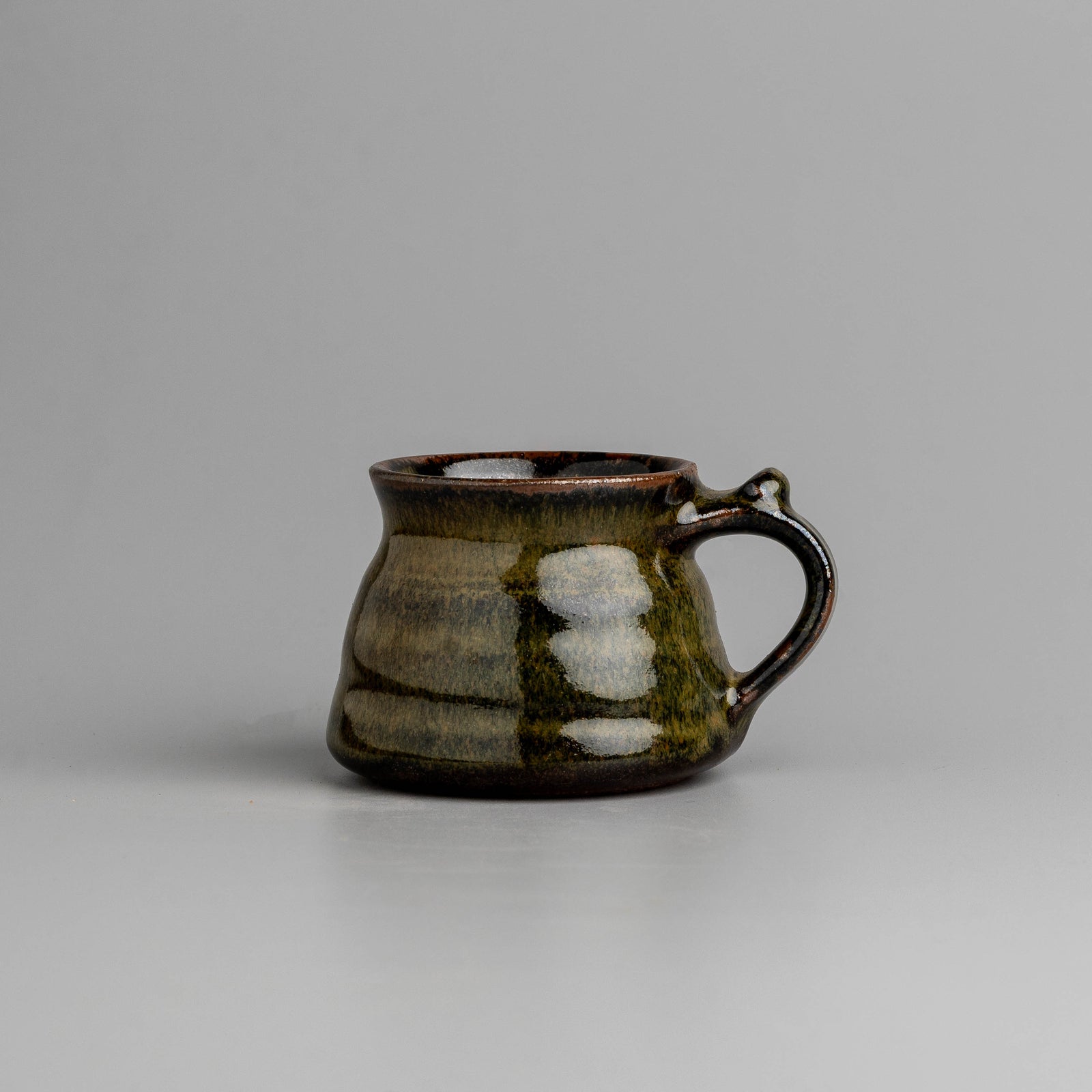 Earthly Greens Gift Hamper (Set of Two Mugs)