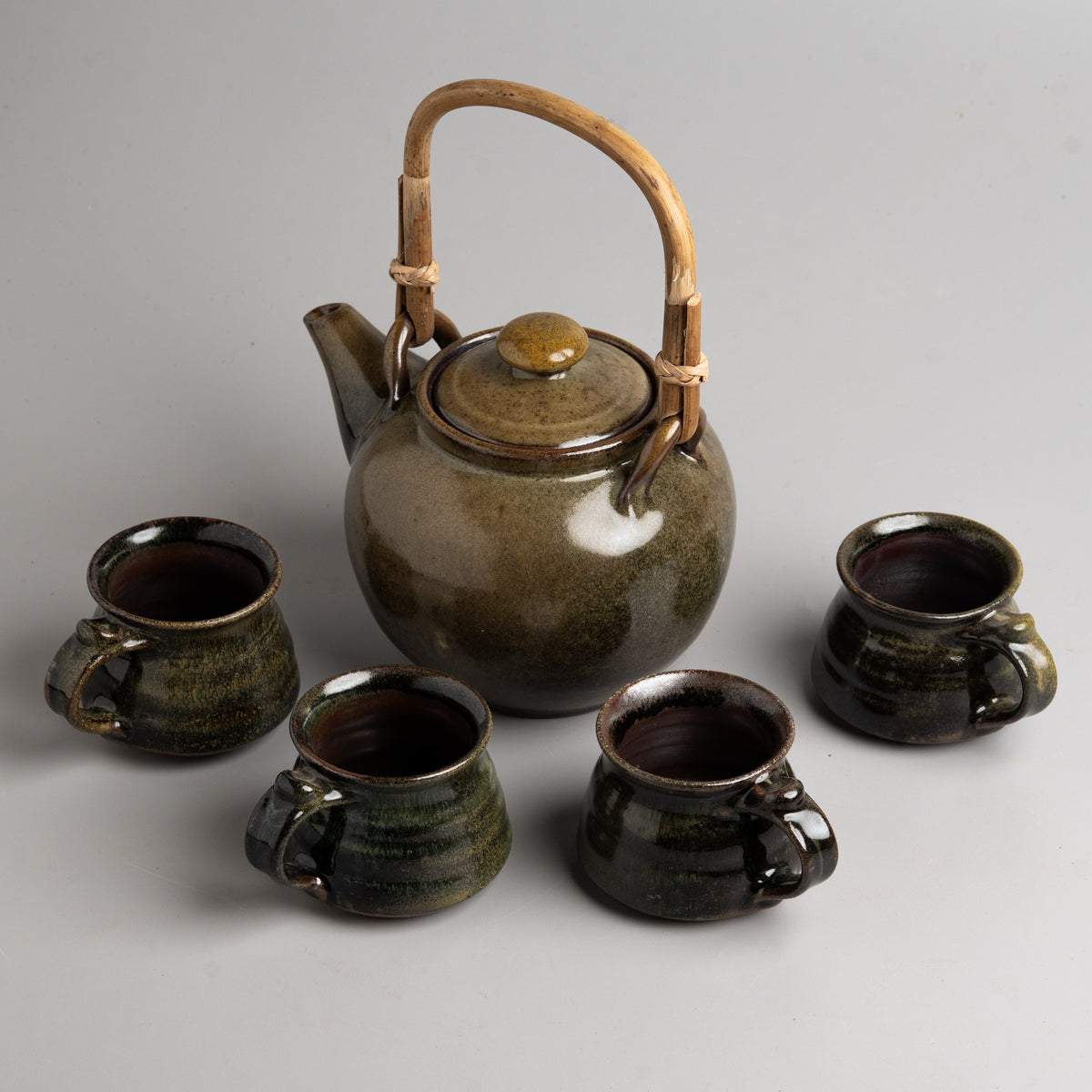 Mossy Hearth Tea Set
