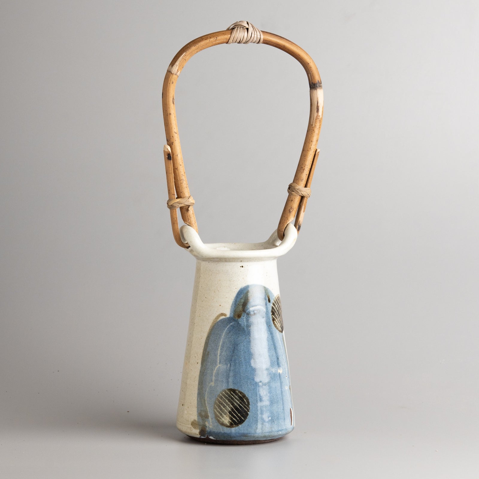 Rattan Arch Orchard Vase