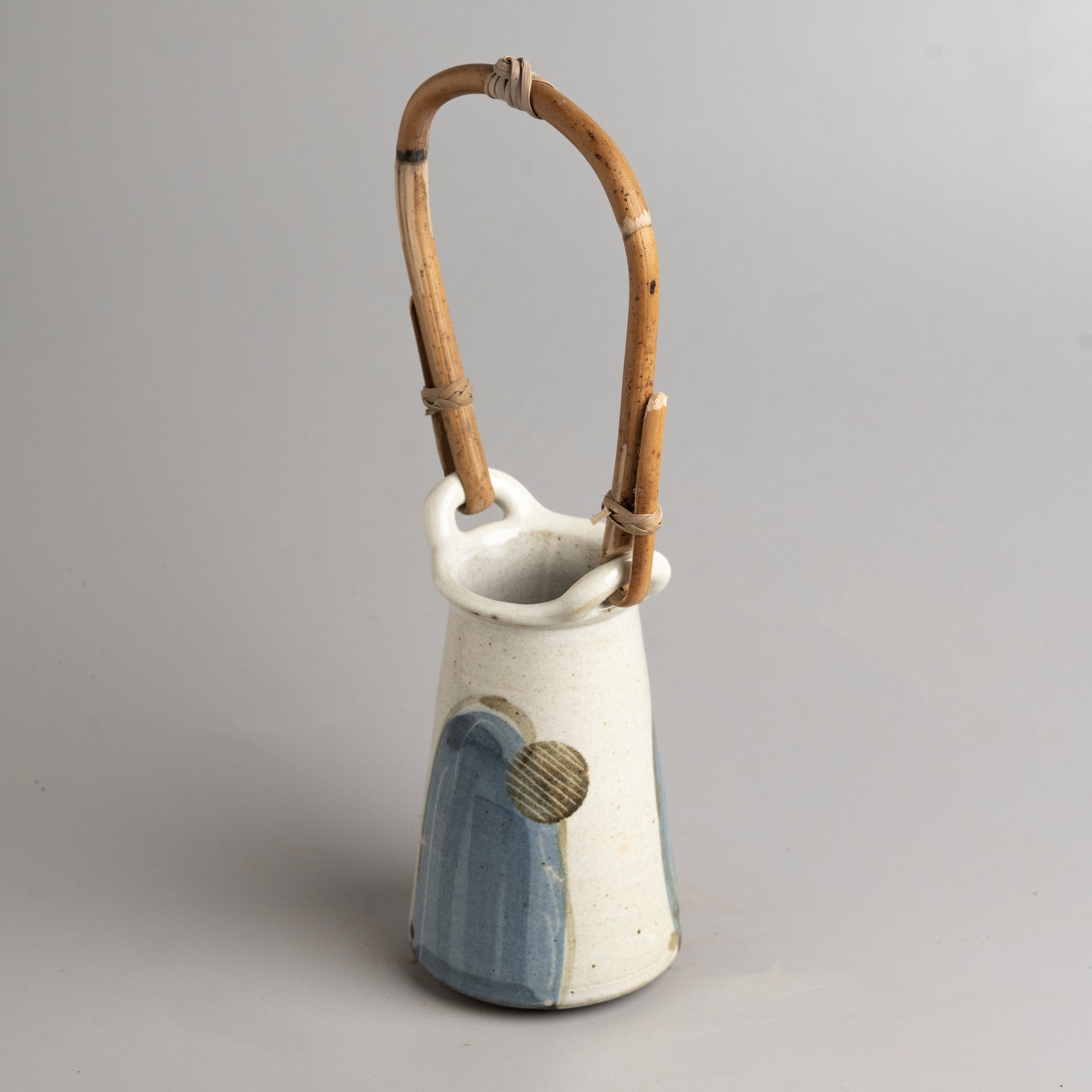 Rattan Arch Orchard Vase