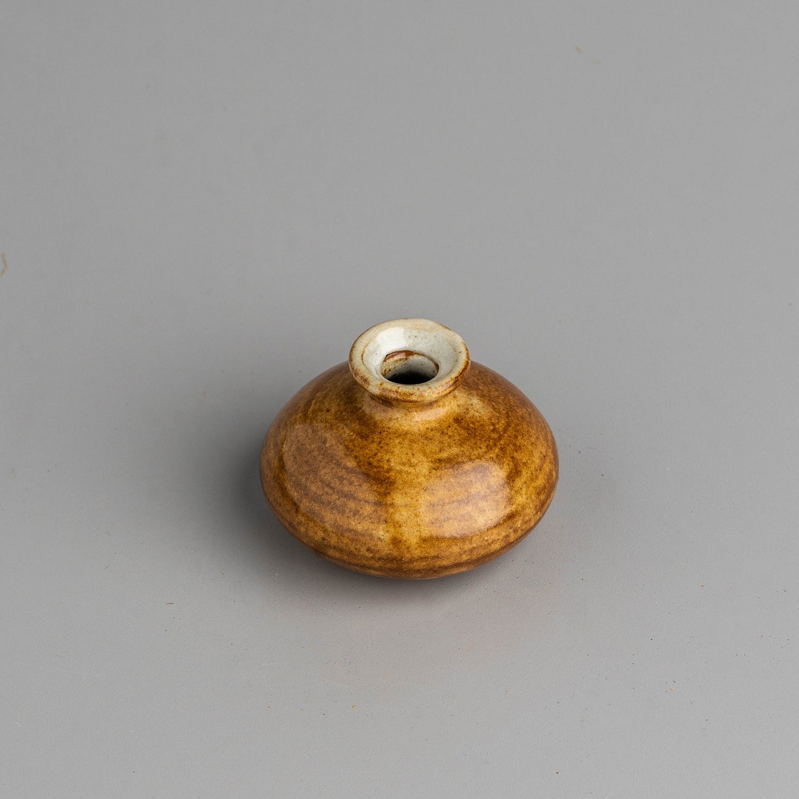 Earthern Calm Incense Holder