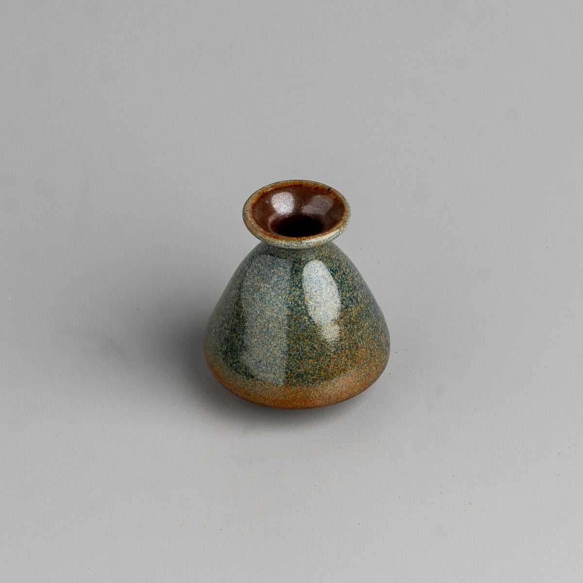 Transient Horizon Incense Holder