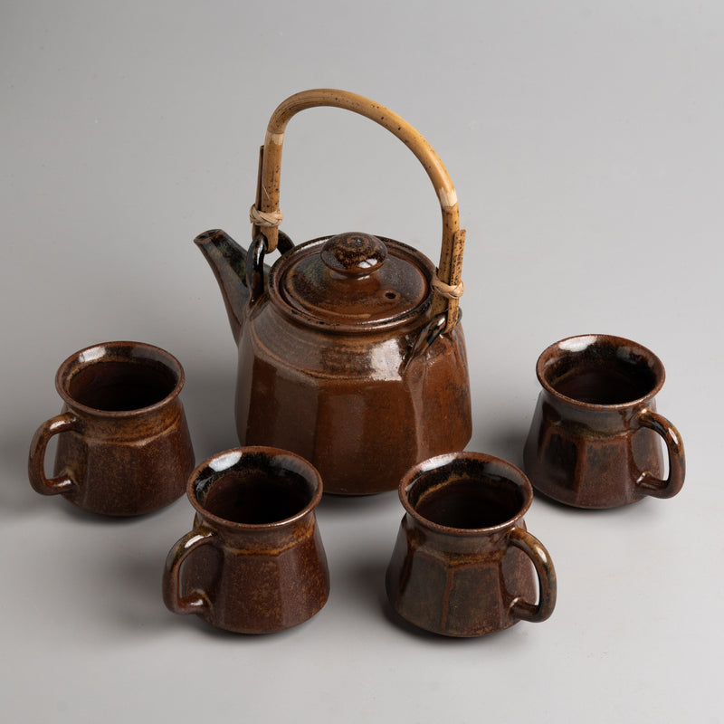 Monolithic Hearth Tea Set