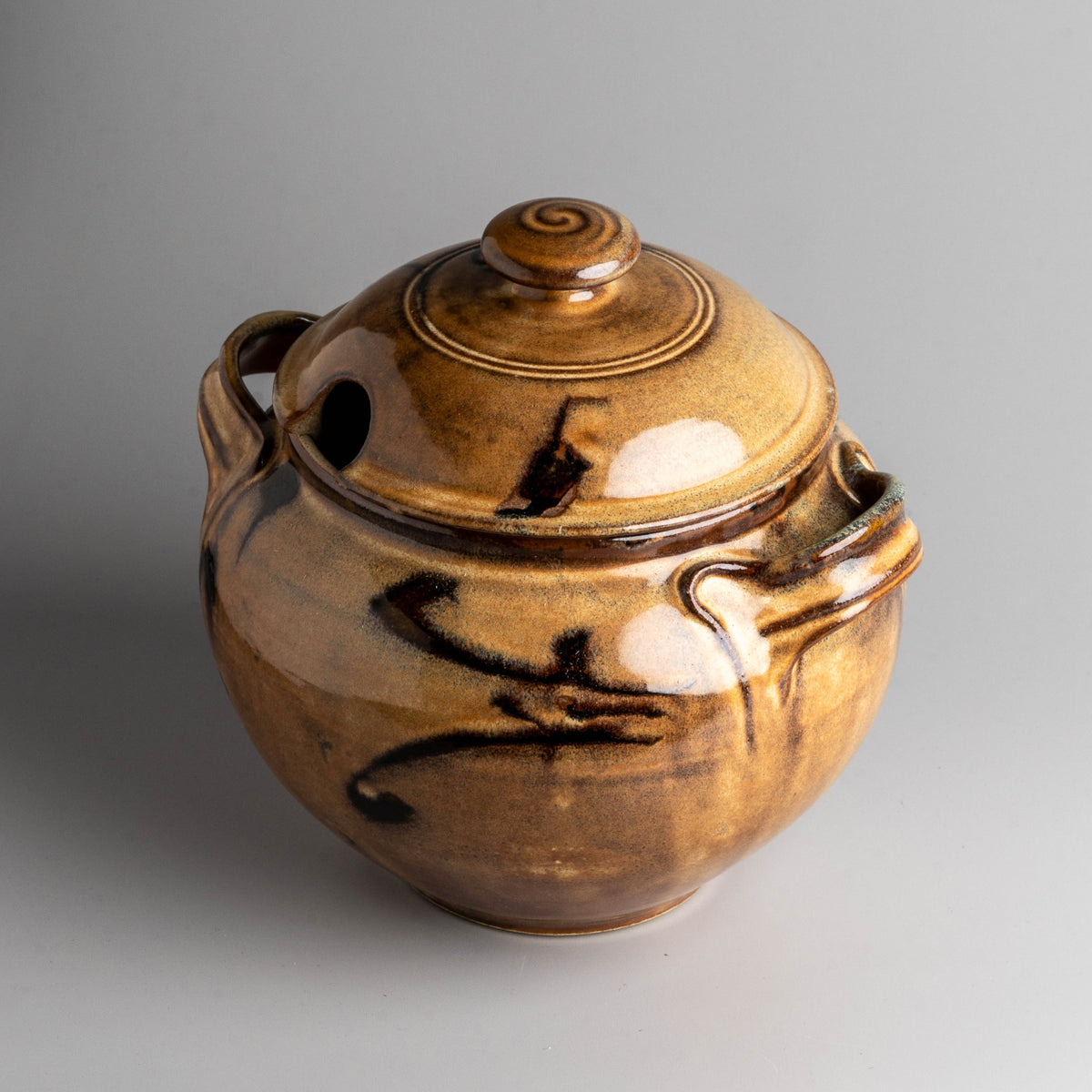 Ember Stroke Pot
