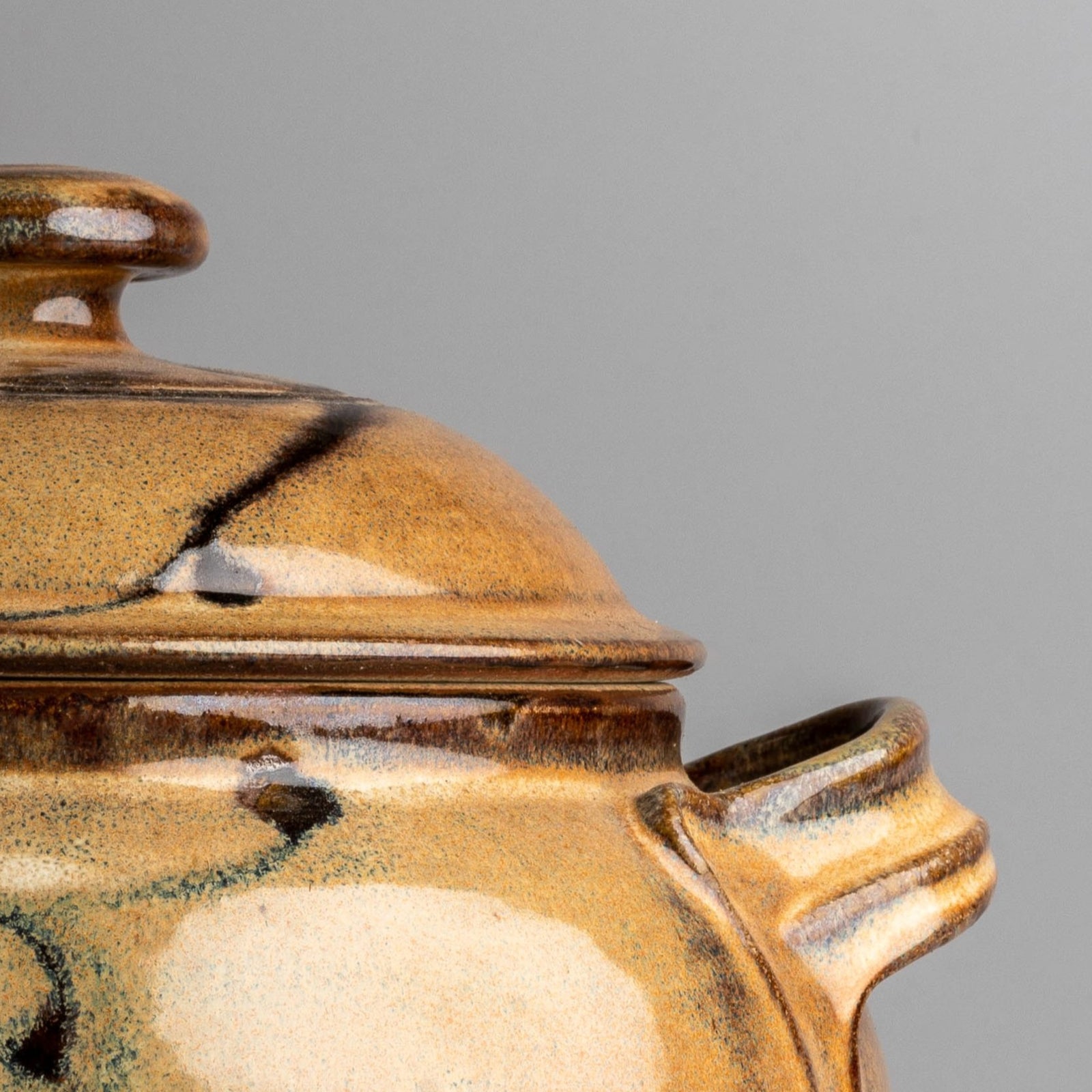 Ember Stroke Pot