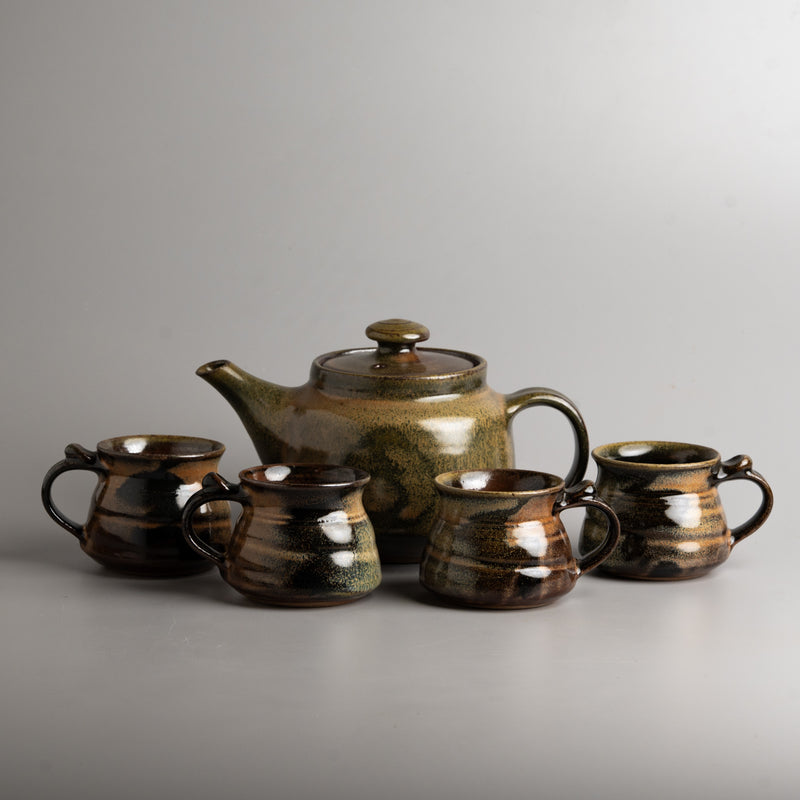 Golden Thicket Tea Set