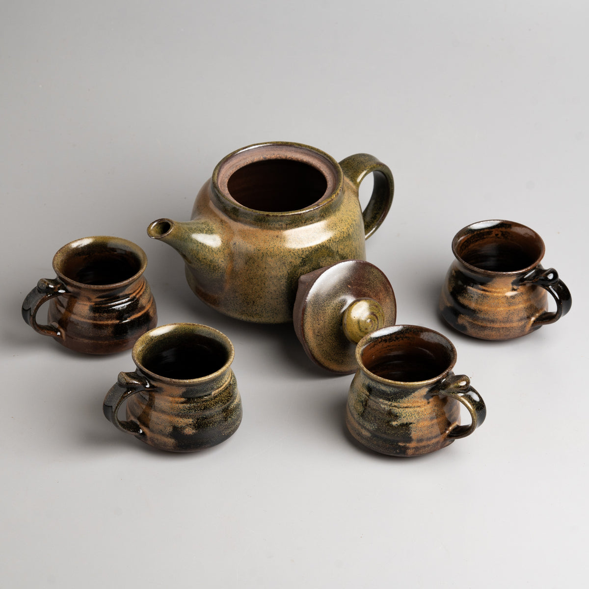 Golden Thicket Tea Set