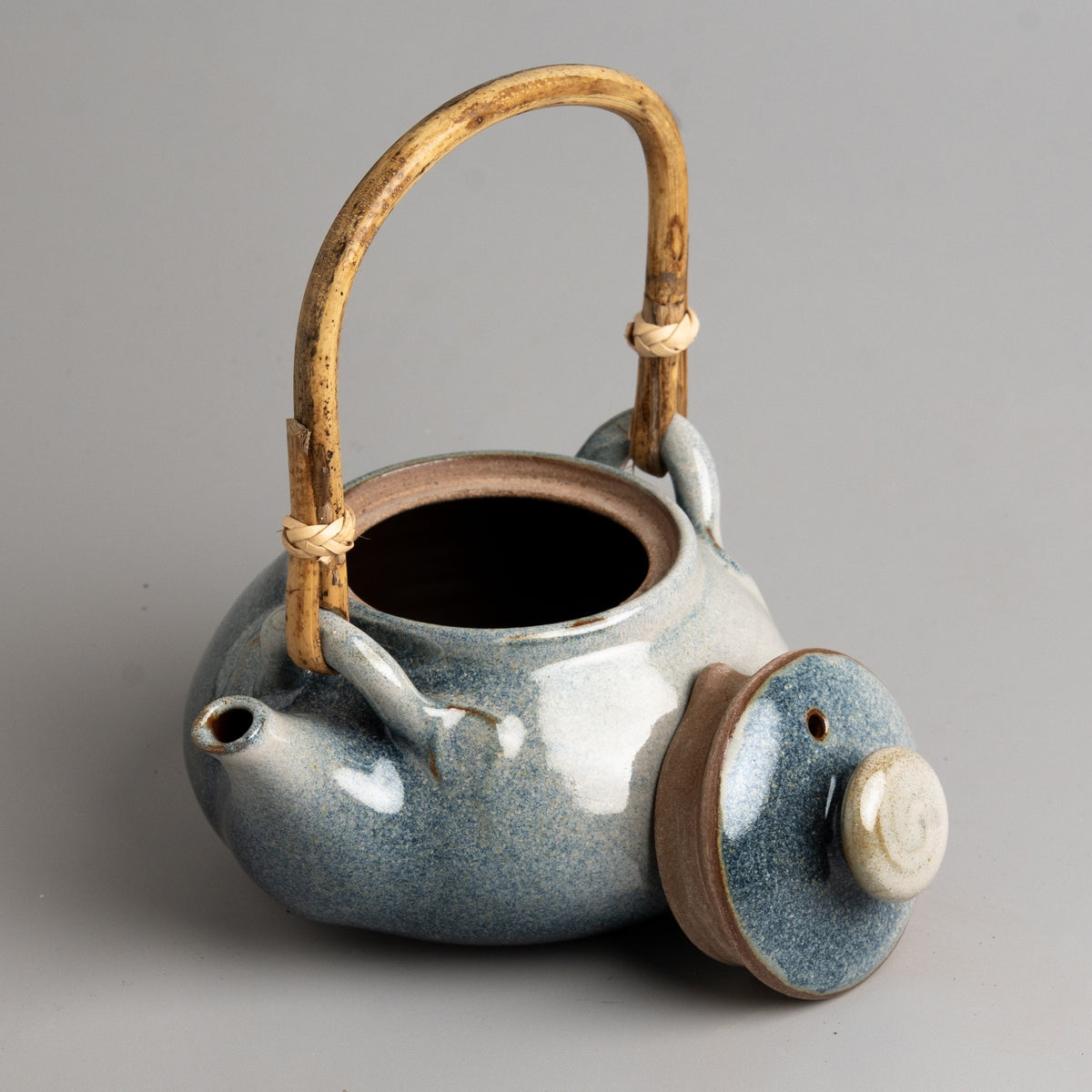 Glacial Flow Teapot