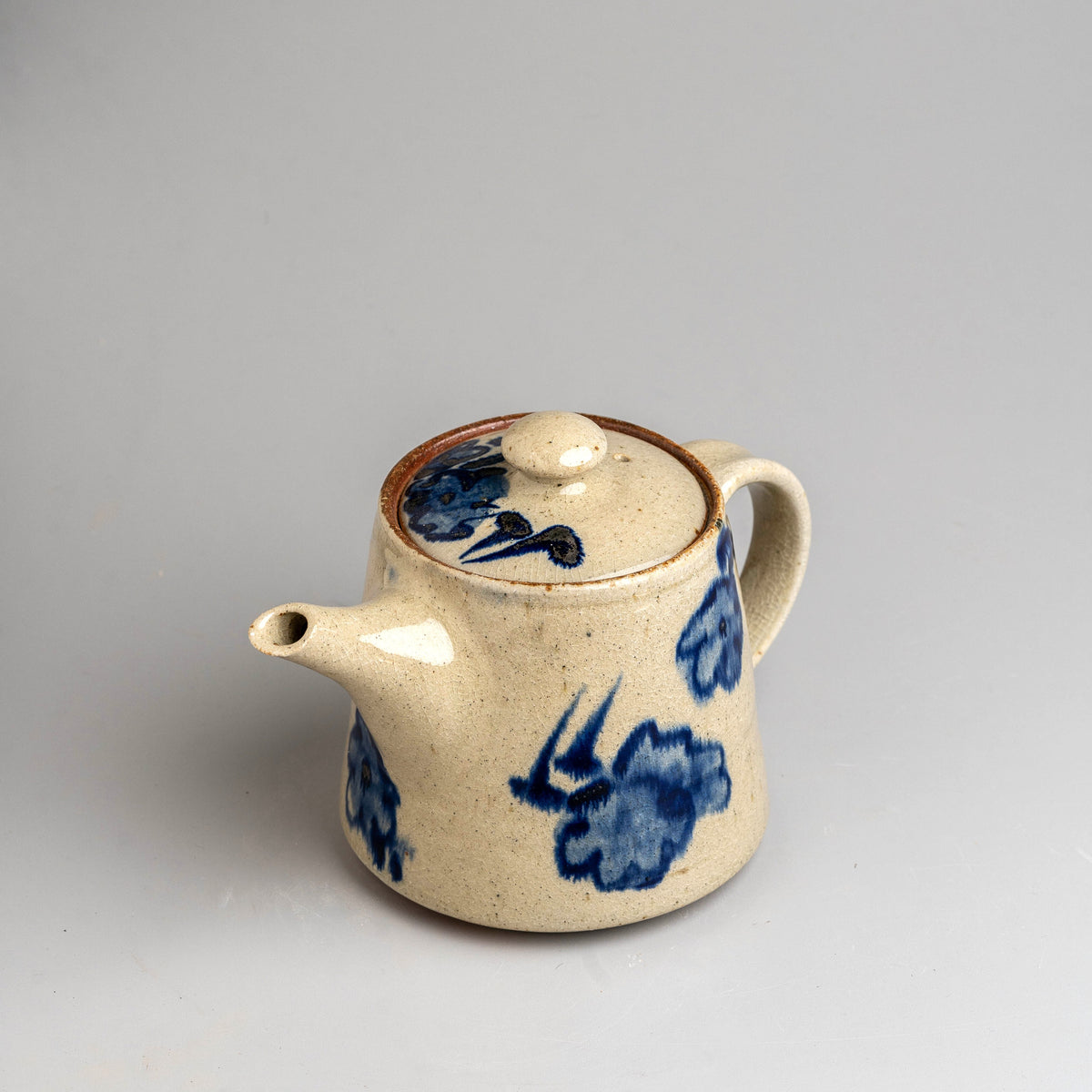 Clay Bloom Kettle
