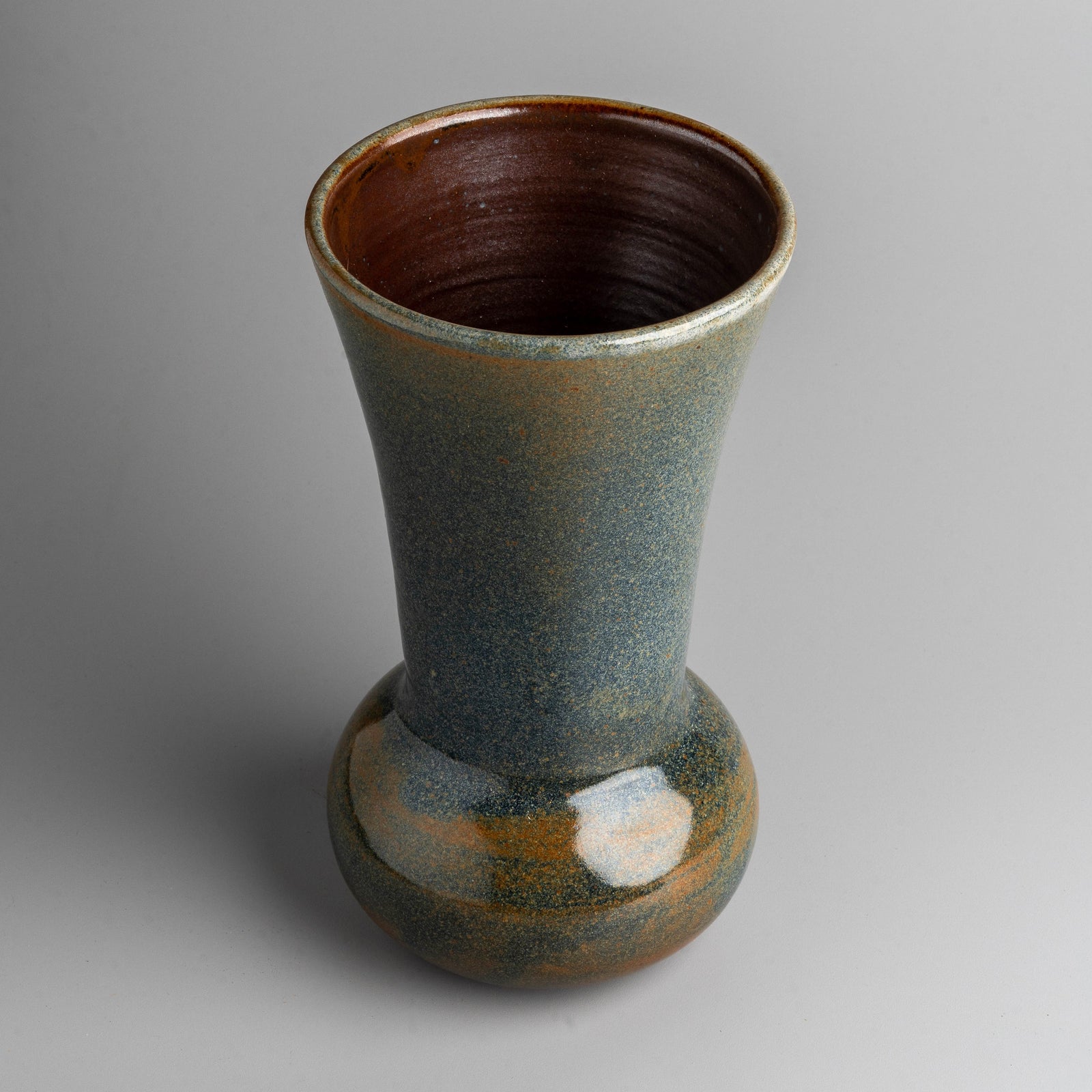 Withered Moss Vase