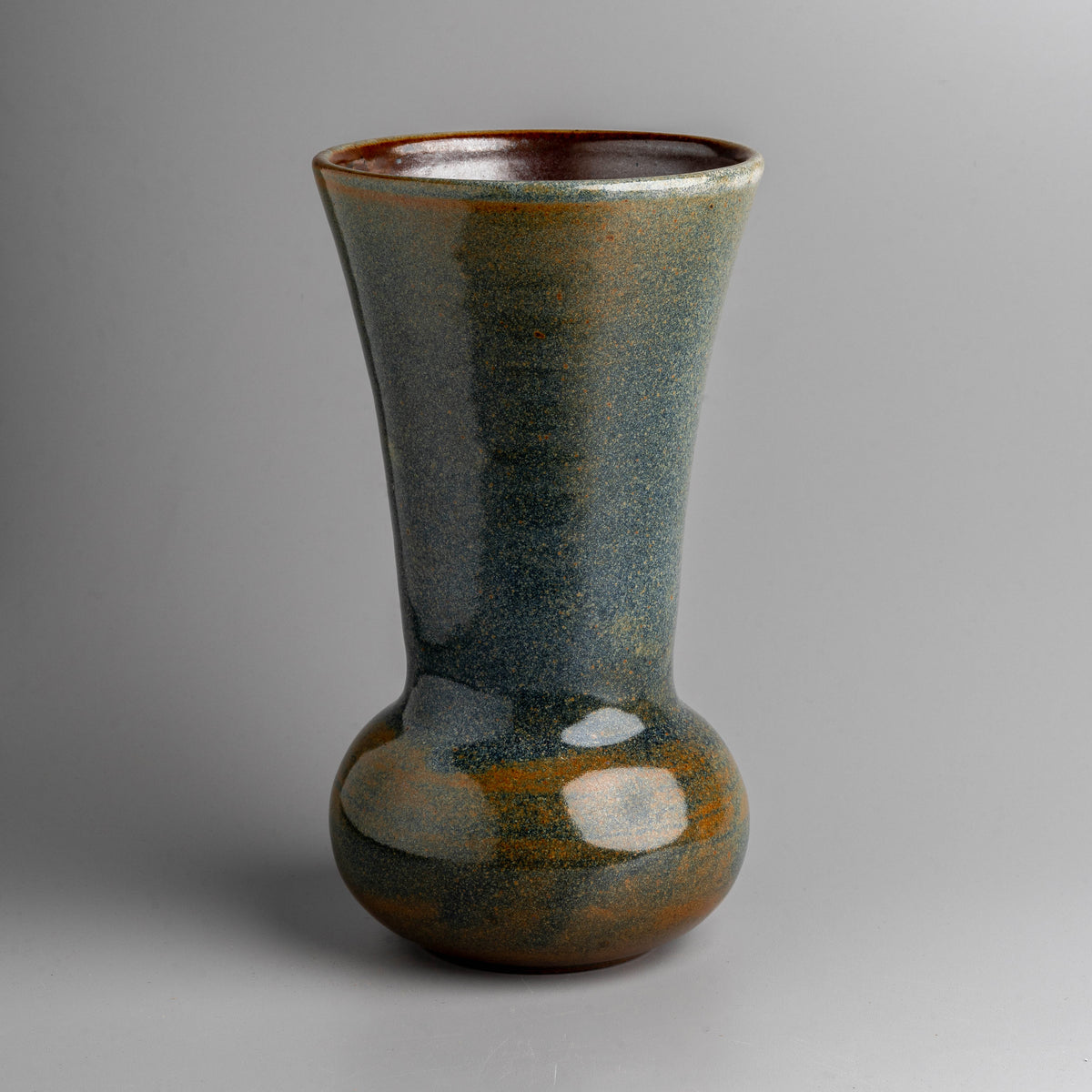 Withered Moss Vase
