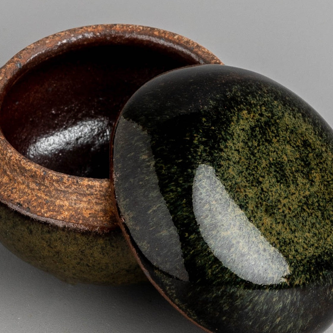 Stoneleaf Condiment Pot