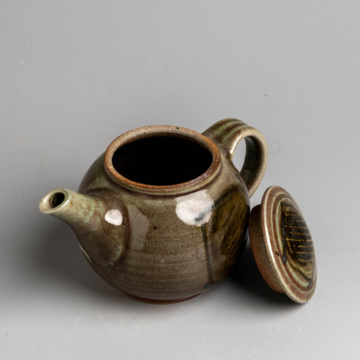 Shifting Earth Kettle