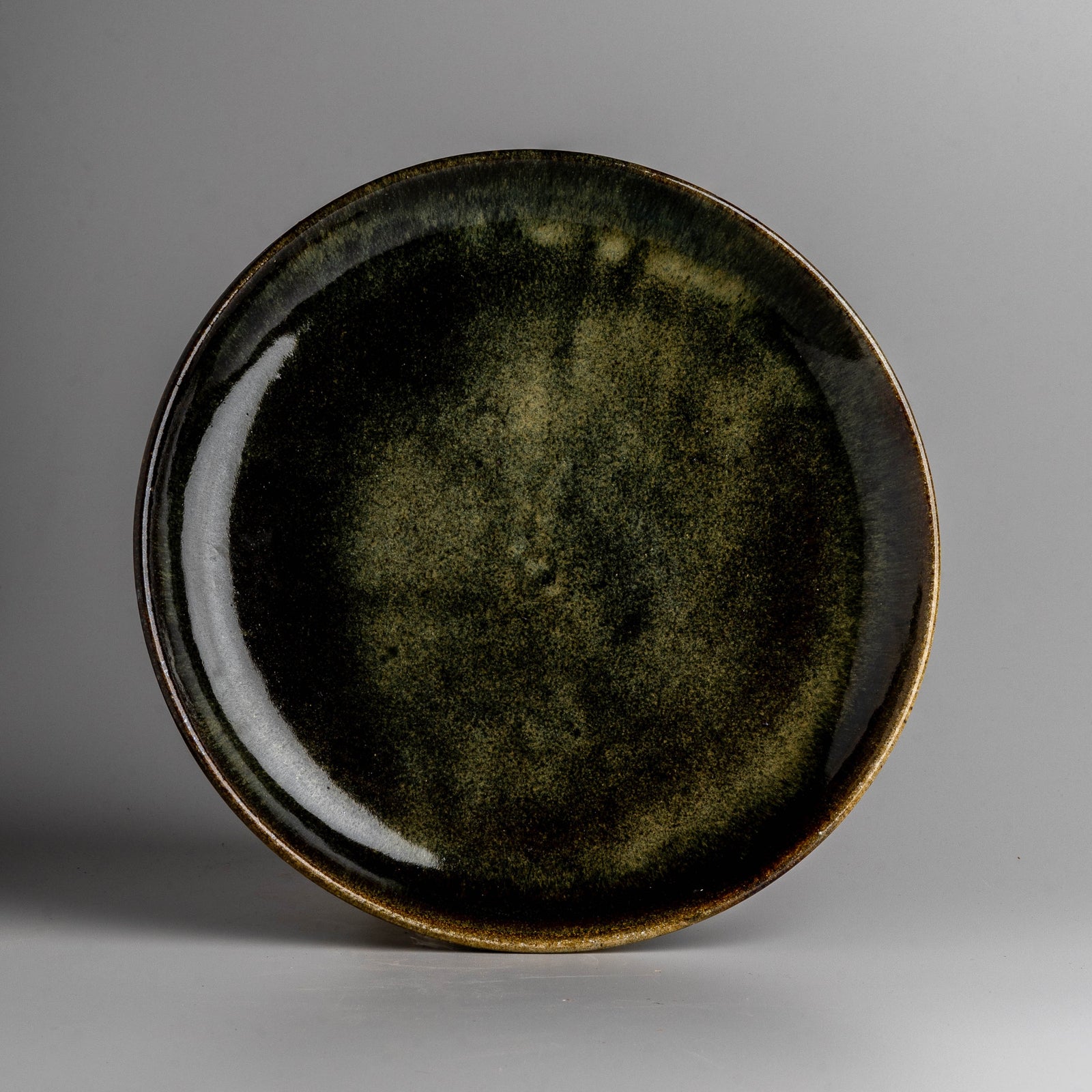 Grounded Green Plate