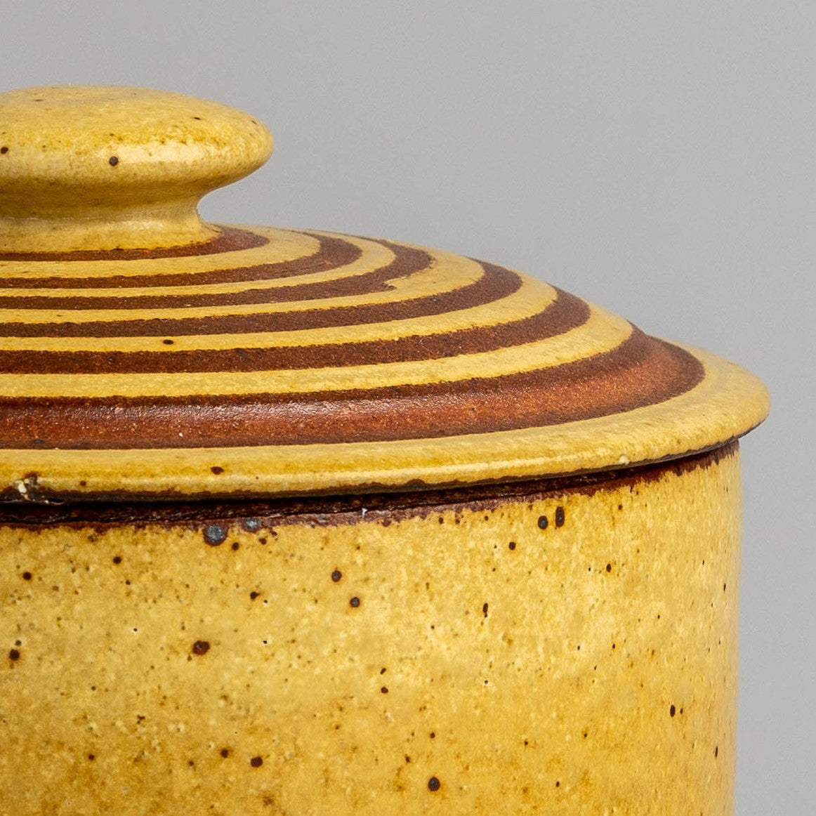 Honeyed Amber Lidded Jar