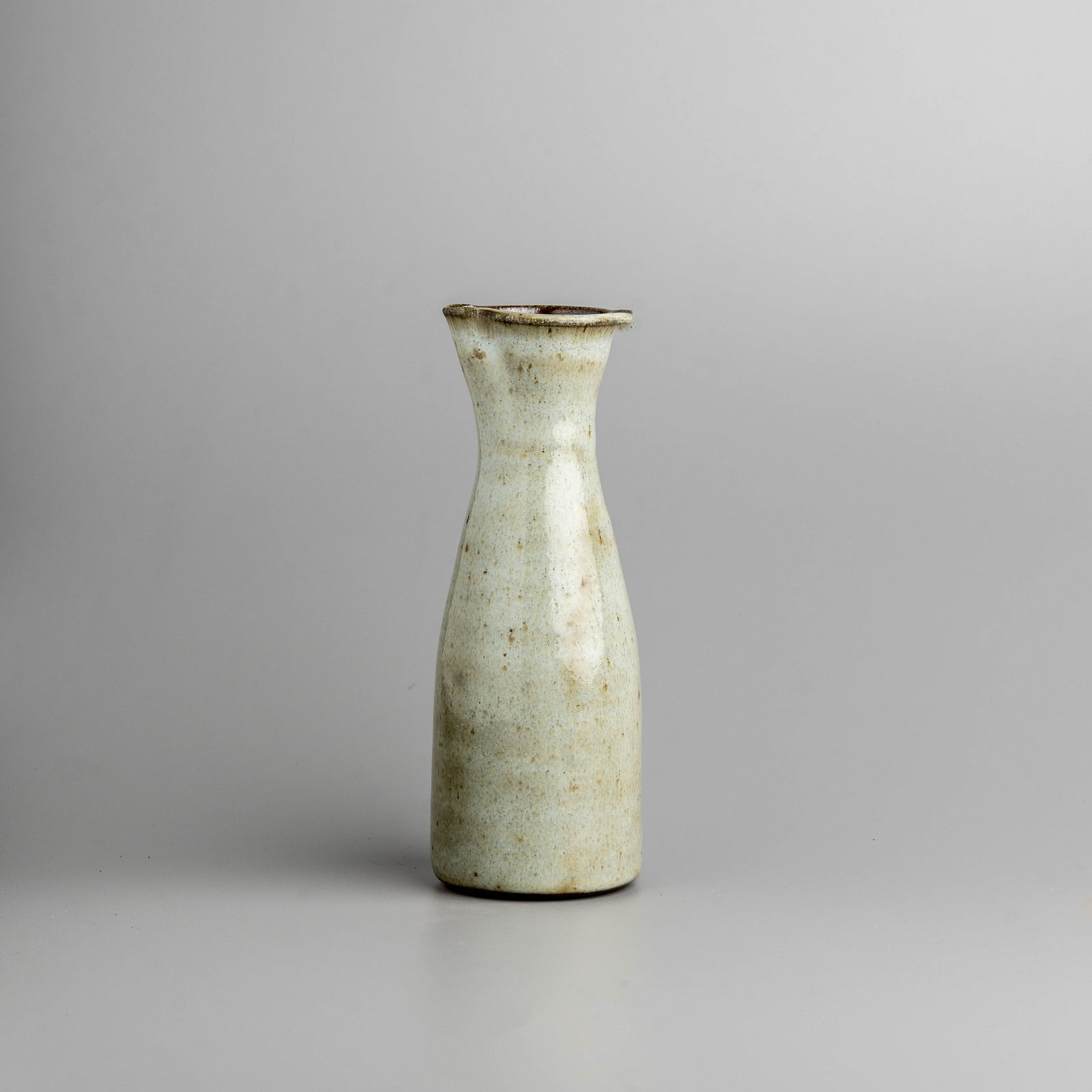 Mellow Ground Vase