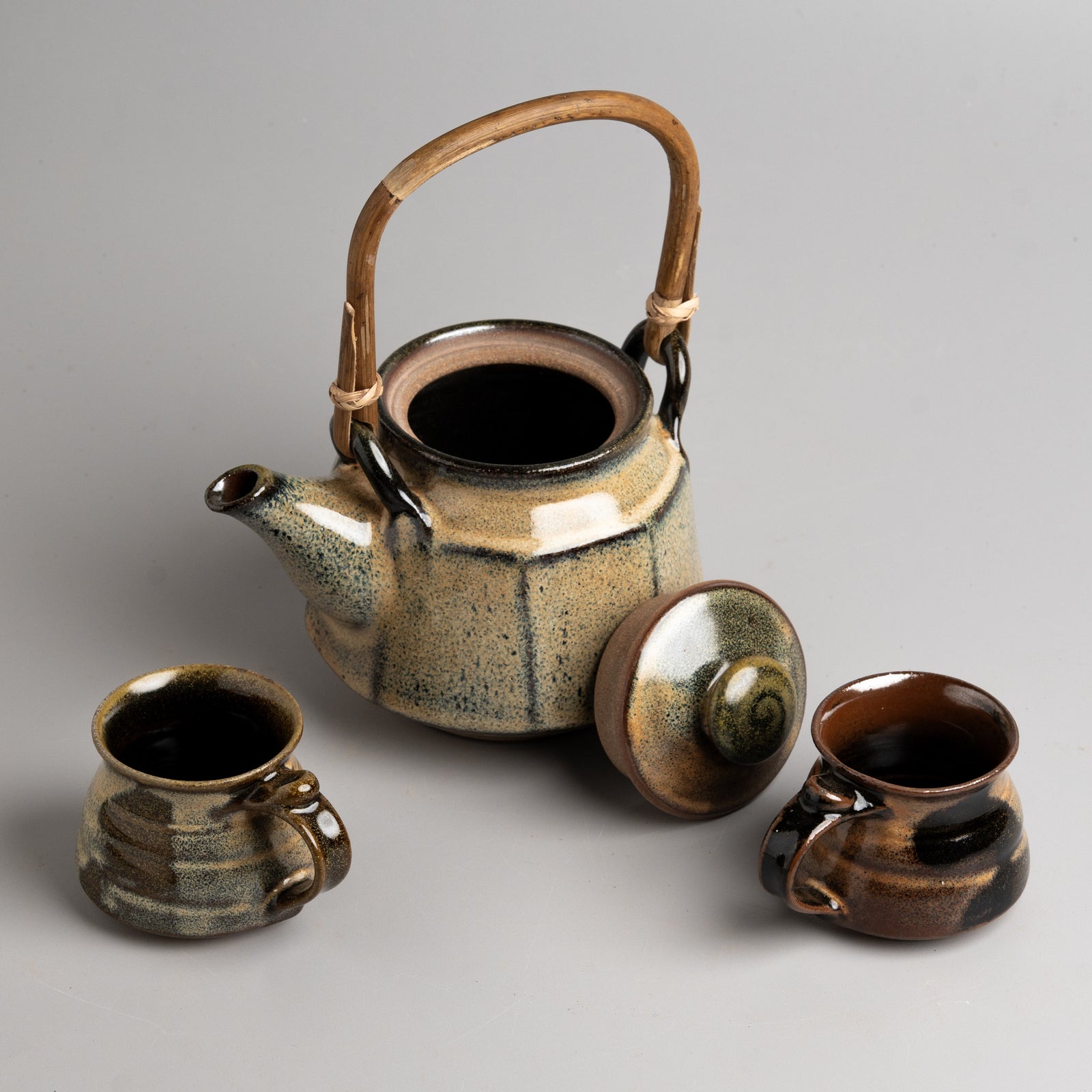 Lichen Stillness Tea Set
