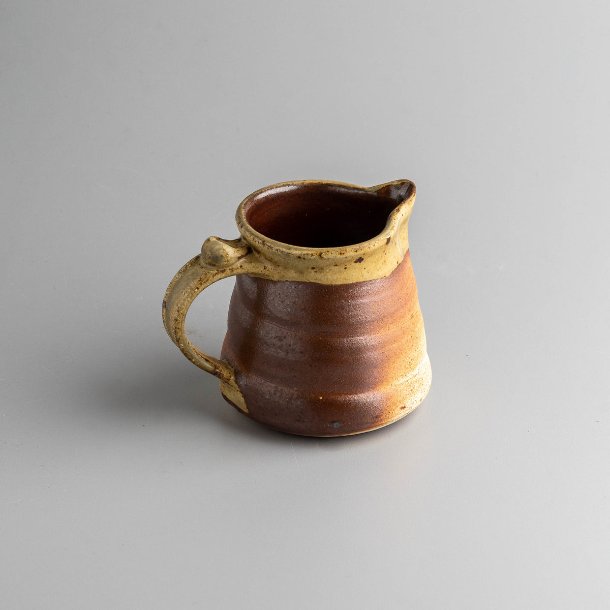 Cinderstone Creamer
